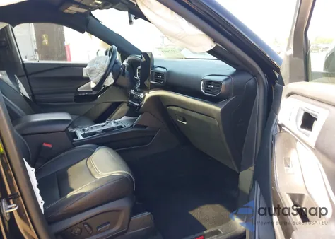 2021 Ford Explorer St z USA, uszkodzony, nr VIN 1FM5K8GC0MGB08531